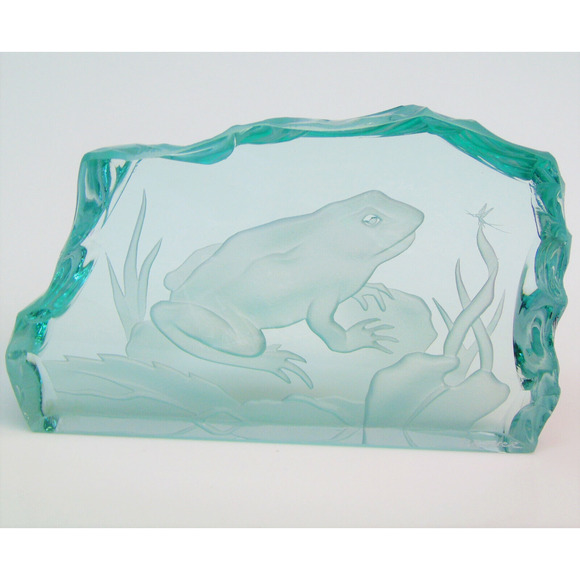 Etched Art Glass Frog & Bug Pond Artist Signed Scrivner Plaque Paperweight Decor - Picture 5 of 9